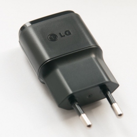 Laadija MCS-01ER USB 1.2A mõeldud LG (mustad)
