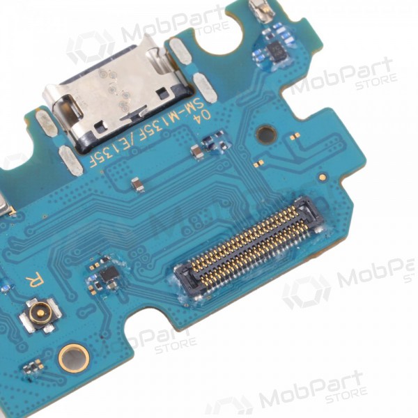 Samsung M135 Galaxy M13 2022 laadimispesa ja mikrofoni liides (laadimisliides) (service pack) (originaalne) Samsung M135 Galaxy M13 2022 laadimispesa ja mikrofoni liides (laadimisliides) (service pack) (originaalne)